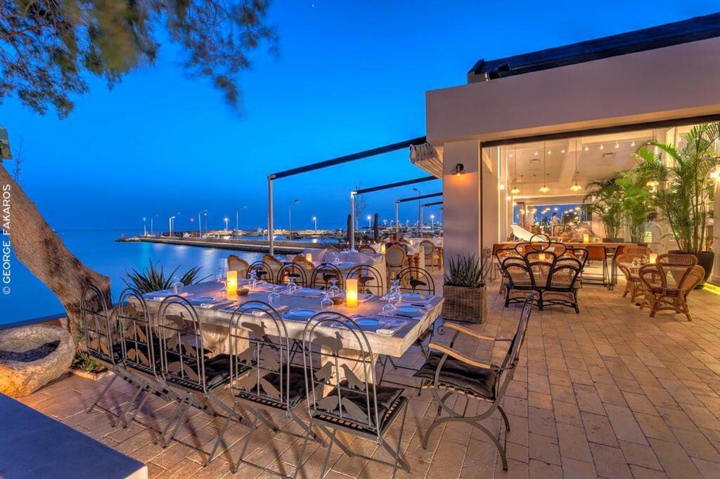 Glyfada Seabreeze Apartment Афины Экстерьер фото